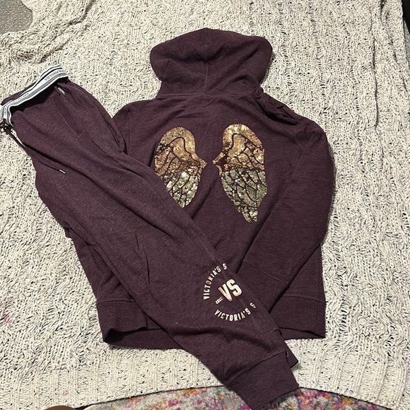 Victoria secret bling wings fleece suit - Picture 1 of 5